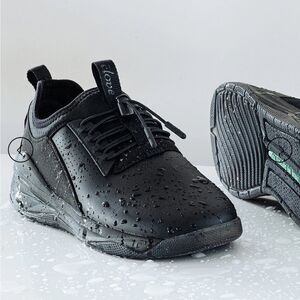 Clove Core Classic All Black Option M/7.5 W/9